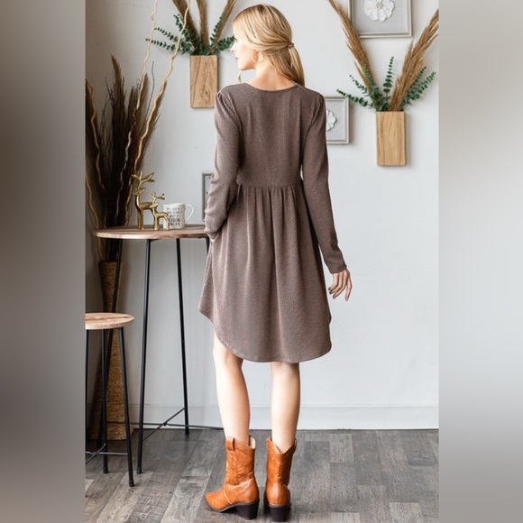 HEIMISH Chocolate Long Sleeve Solid Urban Ribbed Babydoll Mini Dress w/Pockets - Picture 3 of 6